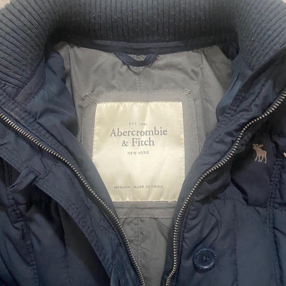 Abercrombie Winter Jacket - navy blue with tan fur - Picture 3 of 4